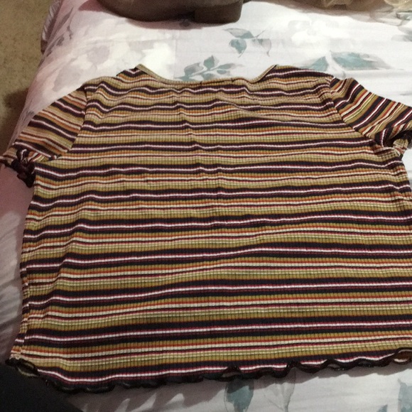 Striped crop top - Picture 4 of 4